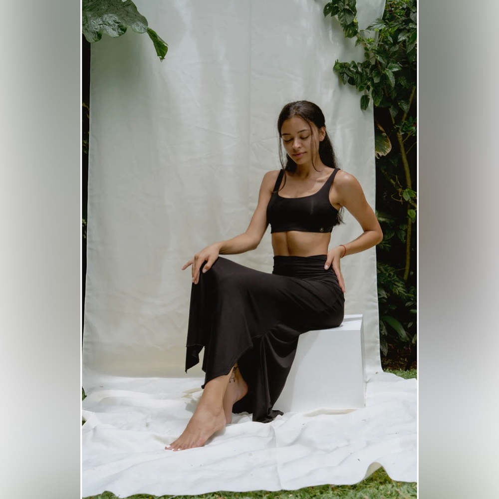 AGNI SKIRT BLACK